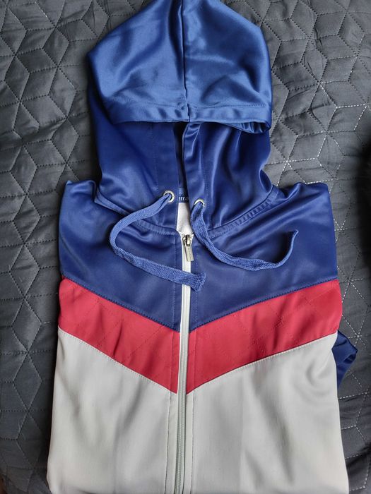 Bluza z kapturem Terranova rozmiar L/ 160-164