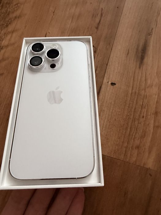 Продам айфон 14pro