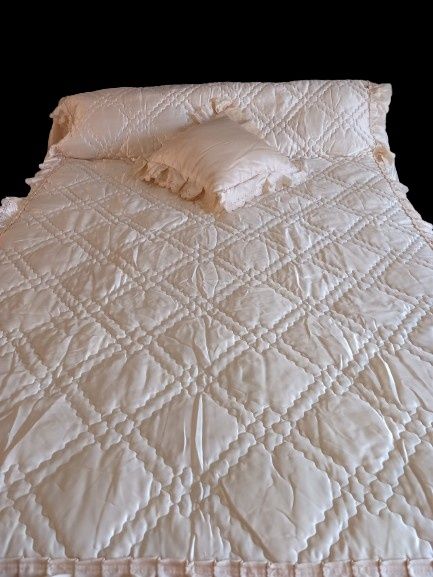 Colcha / edredon casal NOVA cetim beje
