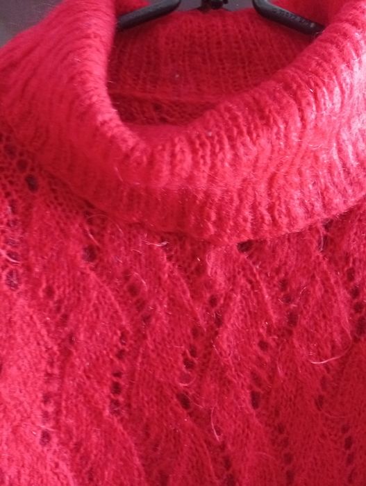 Свитер махеровий и безрукавка махеровая