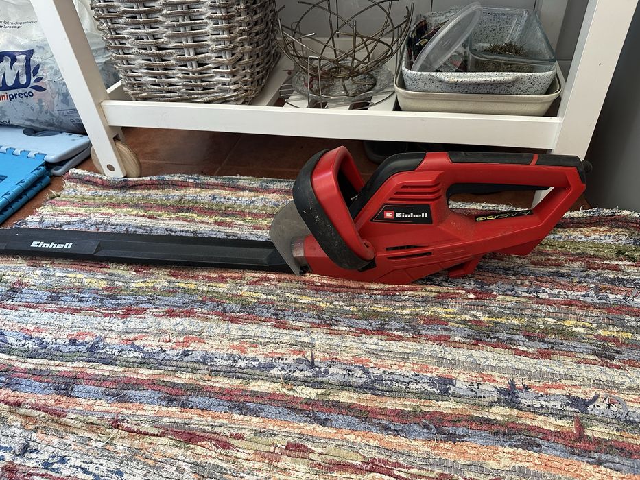 Cortas sebes da einhell eletrico usado