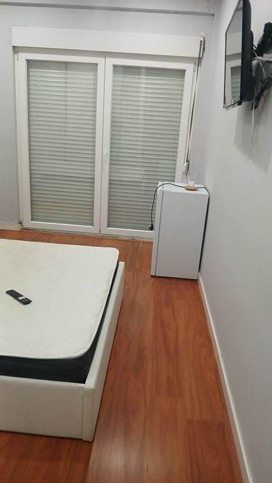 Quarto disponível Monte Abraão