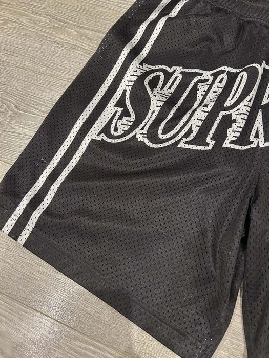 Spodenki Supreme