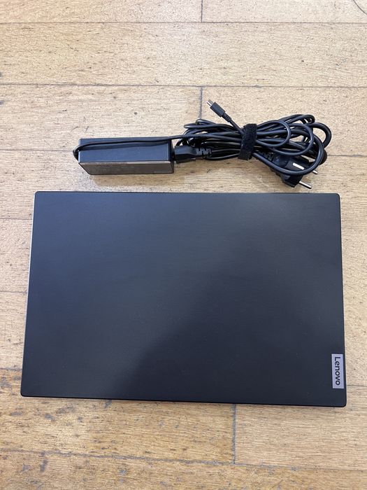 PC Portátil Lenovo V15 Gen3 IAP I7 512GB 16GB - Como novo
