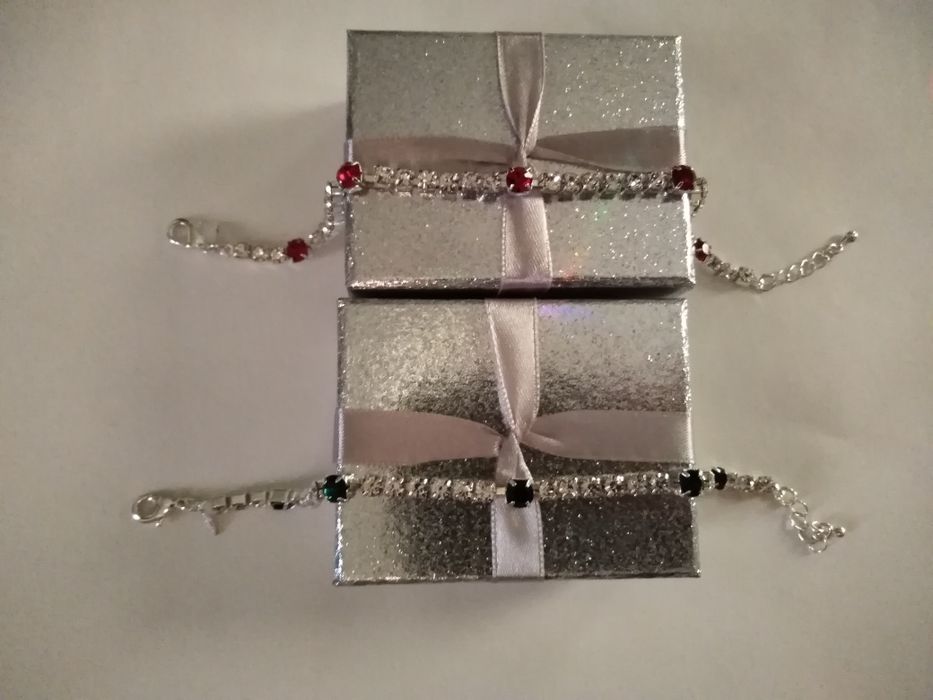 Especial Dia da Mulher - Pulseiras novas Avon