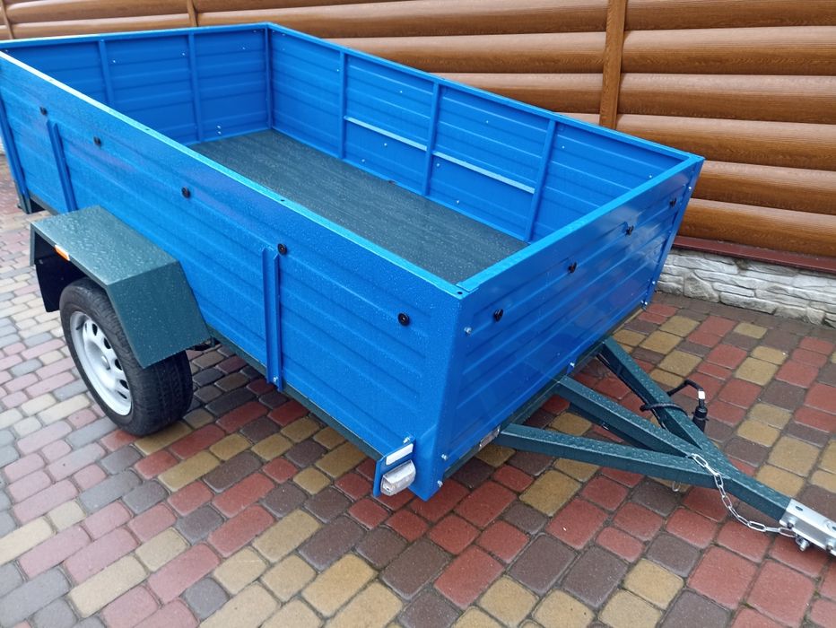 Автомобільні причіпи