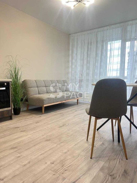 ТОП ЦІНА! Змієнка. Варшавський 3 З РЕМОНТОМ.Ретровіль.Оболонь.