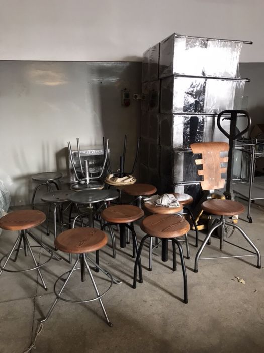 Taboret Loft medyczny lekarski stołek metalowy INDUSTRIALNY na gwincie