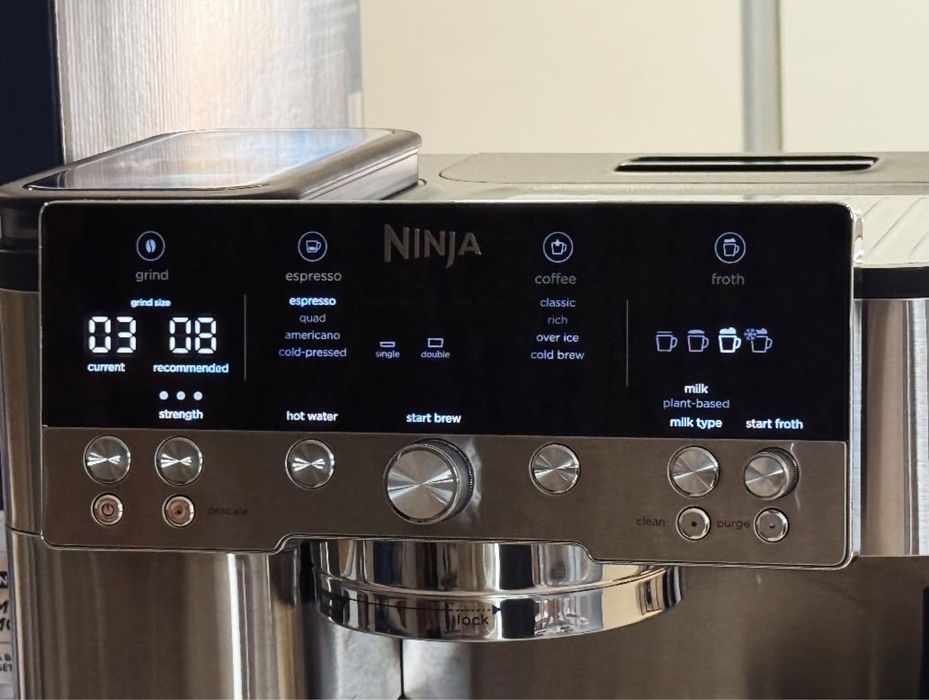 Máquina de café Ninja Luxe Café 3 em 1