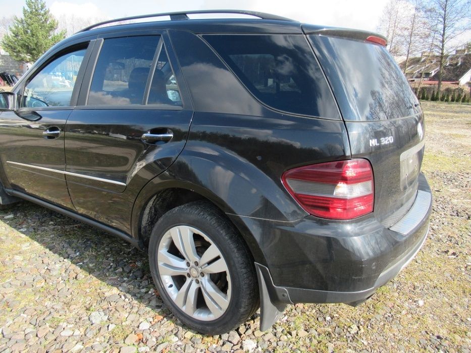 mercedes W164 tył nadwozia kompletny klapa cwiartka pas tył