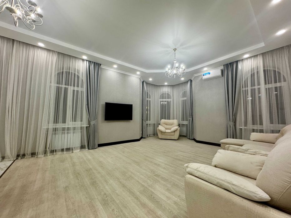 Продается Евро-двушка на Соборной