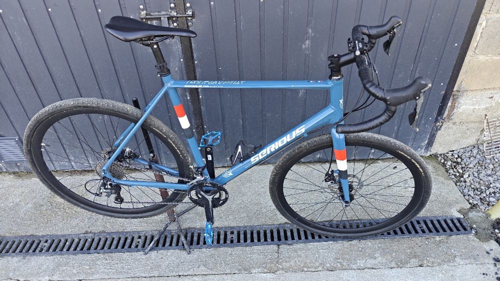 Gravel Serious Grafix XL Tiagra, FSA