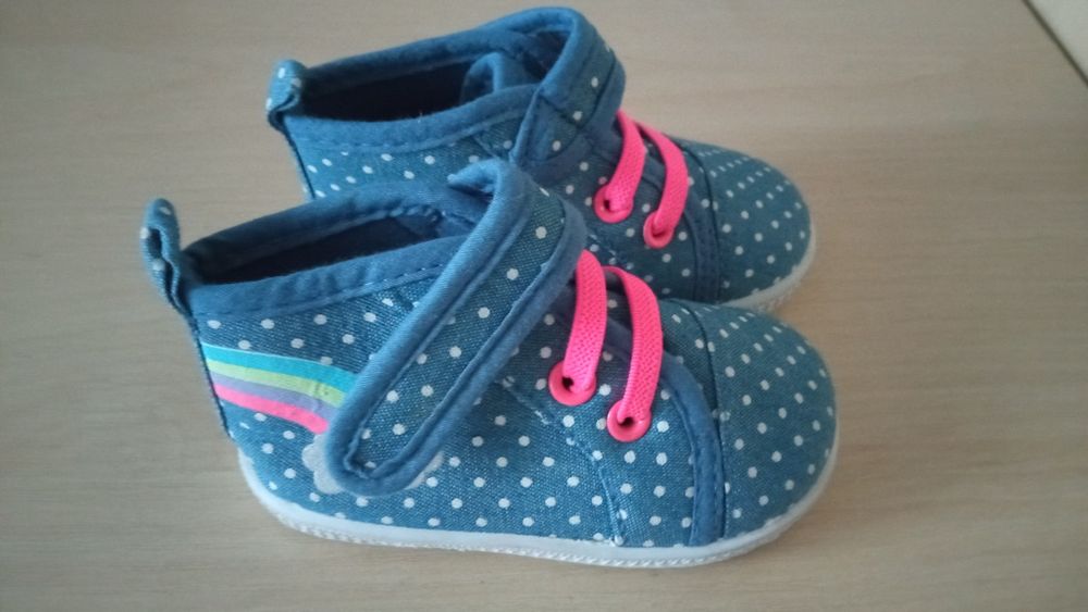Красивые кеды для крохи