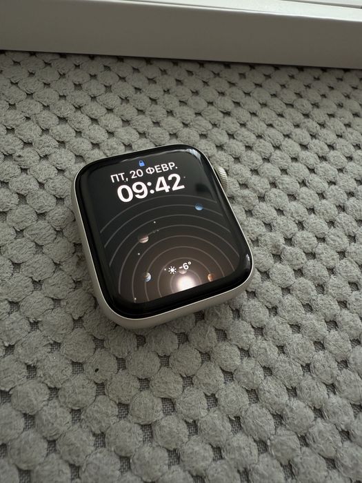 Apple watch SE (2nd Gen) 44mm Star Alu GPS