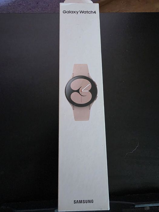 Смарт-годинник Samsung Galaxy Watch 4 40mm Gold (SM-R860N) 1.2" Super AMOLED 16 ГБ NFC GPS (1767917401)