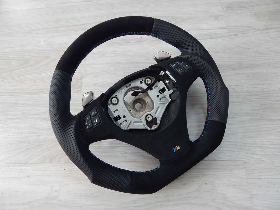 BMW E81 E82 E84 E87 E88 E90 E91 E92 kierownica sport łopatki alcantara