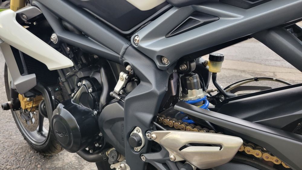 Triumph Street Triple 675 з Японії