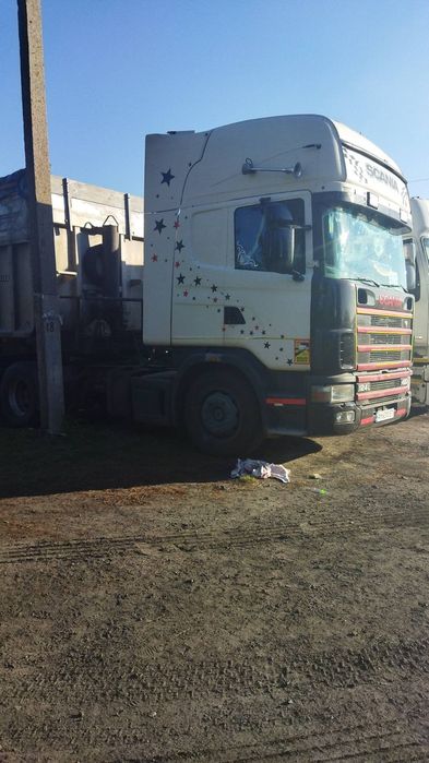 Продам тягач Scania R124 LA