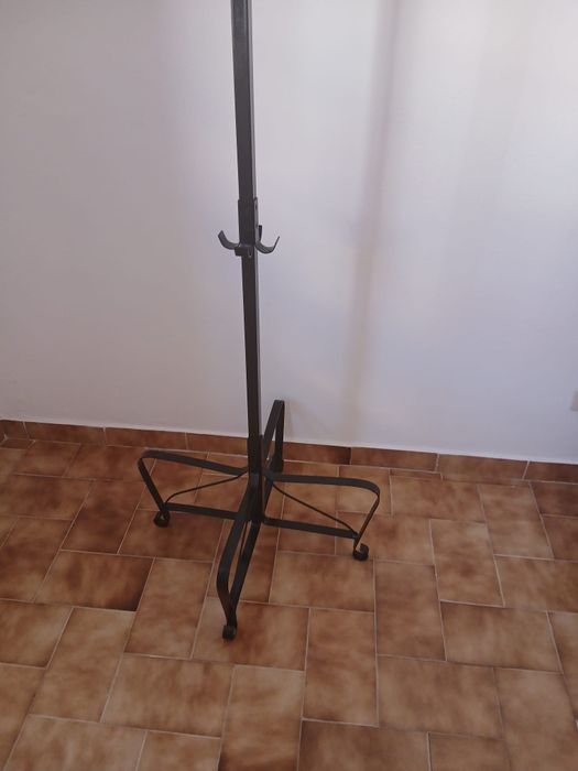 Bengaleiro / Coat Rack