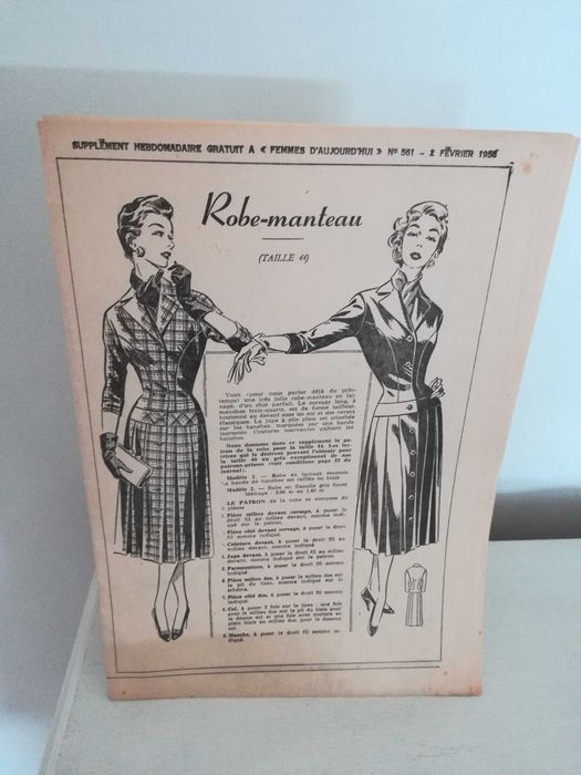 Vestuário vintage molde para confeção de Robe Manteau