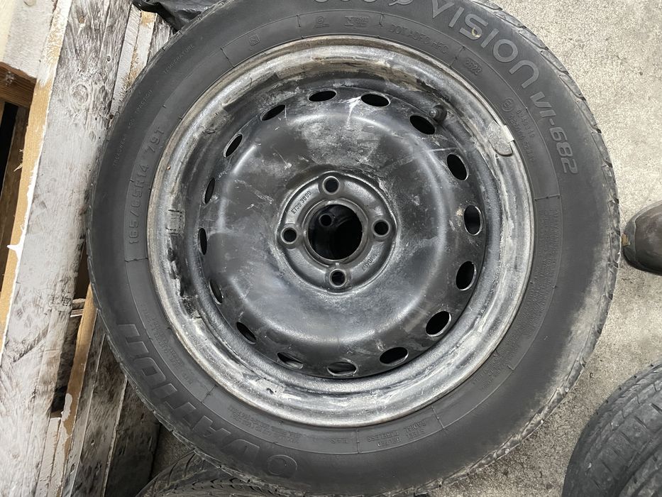 Jantes com pneus 4x100