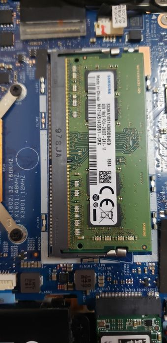 ОЗУ ddr 4 samsung для ноутбука на 4 Gb