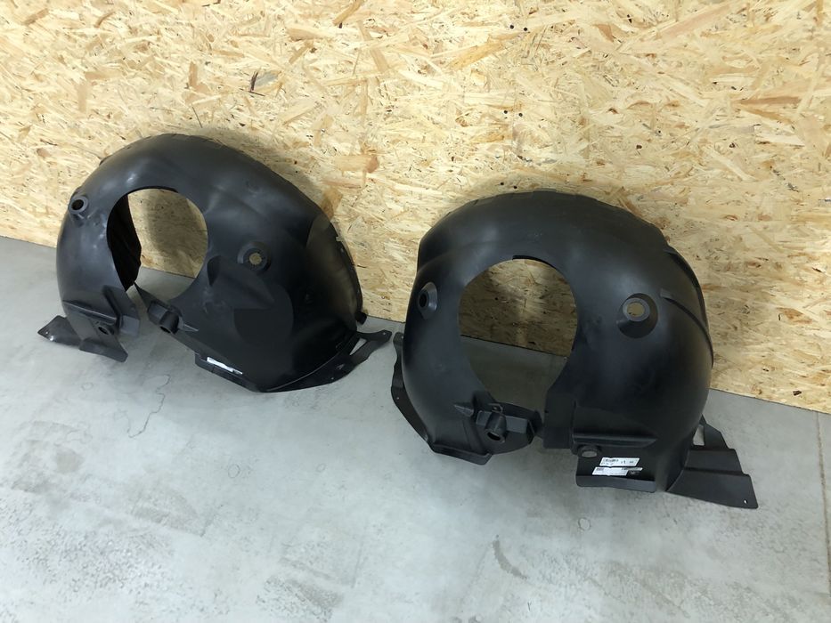 Мерседес Віто 639 рестайлінг 2010р- підкрилок передній