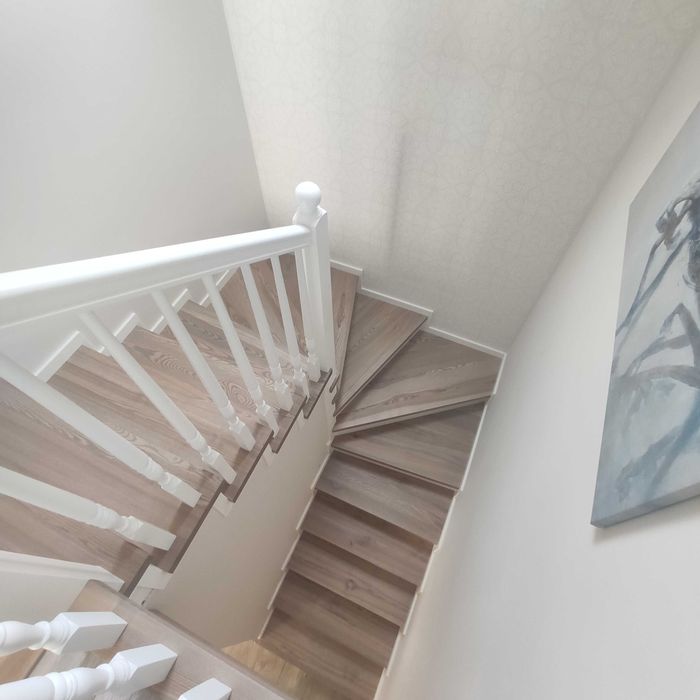 Stopnie drewniane schody trepy JESION -lite drewno