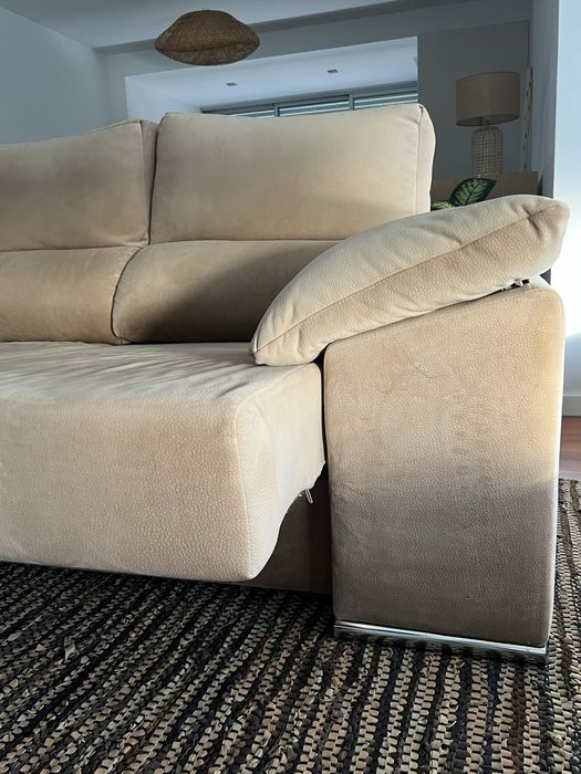 Sofá com assentos extensíveis
