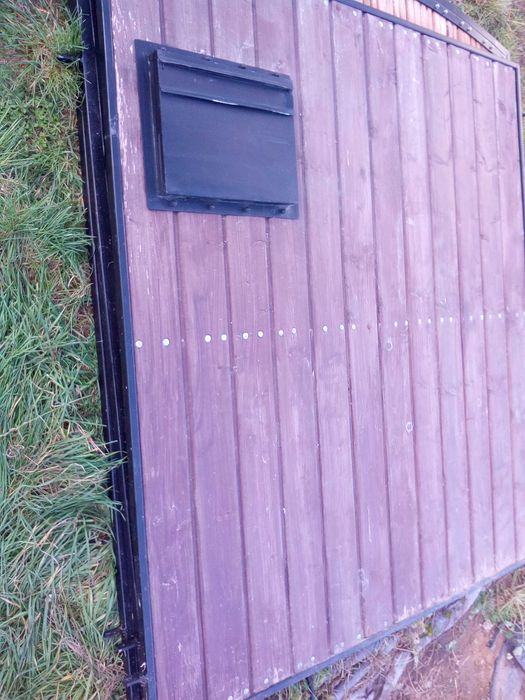 Przęsła ogrodzeniowe pełne (metal, drewno) 8 mb