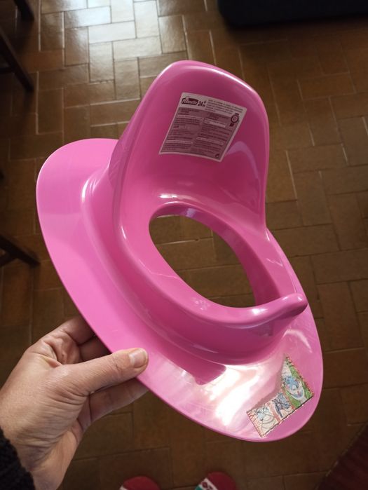 Redutor de sanita infantil criança