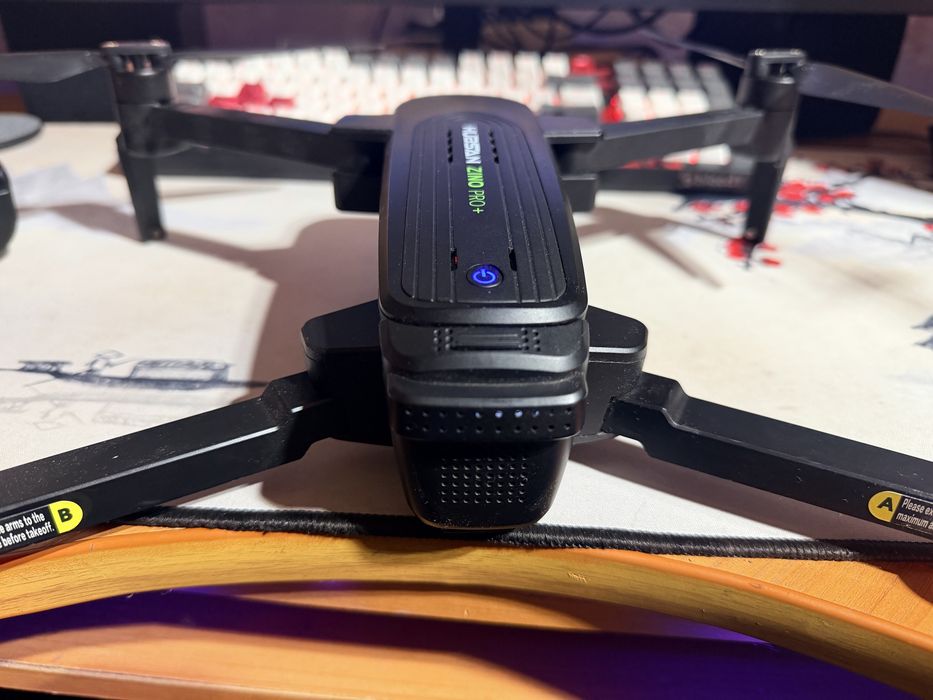 Квадрокоптер Дрон 4K Hubsan Zino Pro Plus + GPS з пультом та сумкою