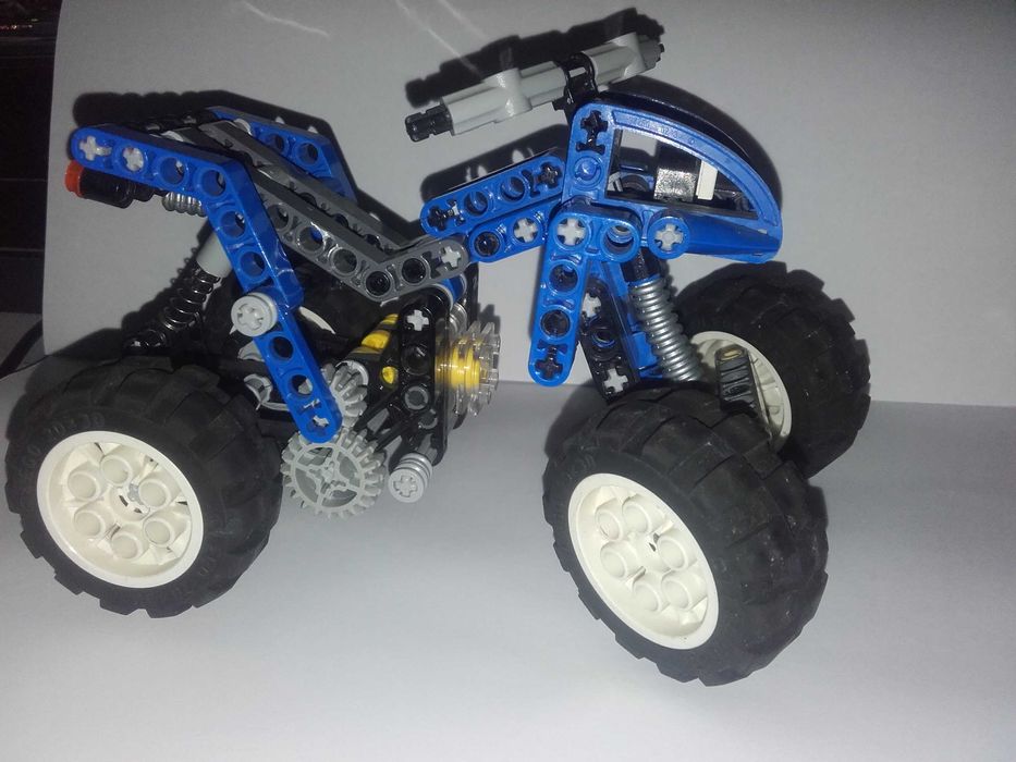 Klocki lego quad