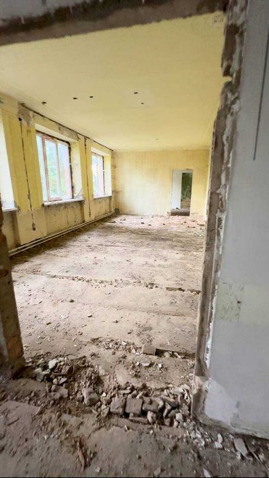 Продаж комерційної нерухомості в м. Пустомити