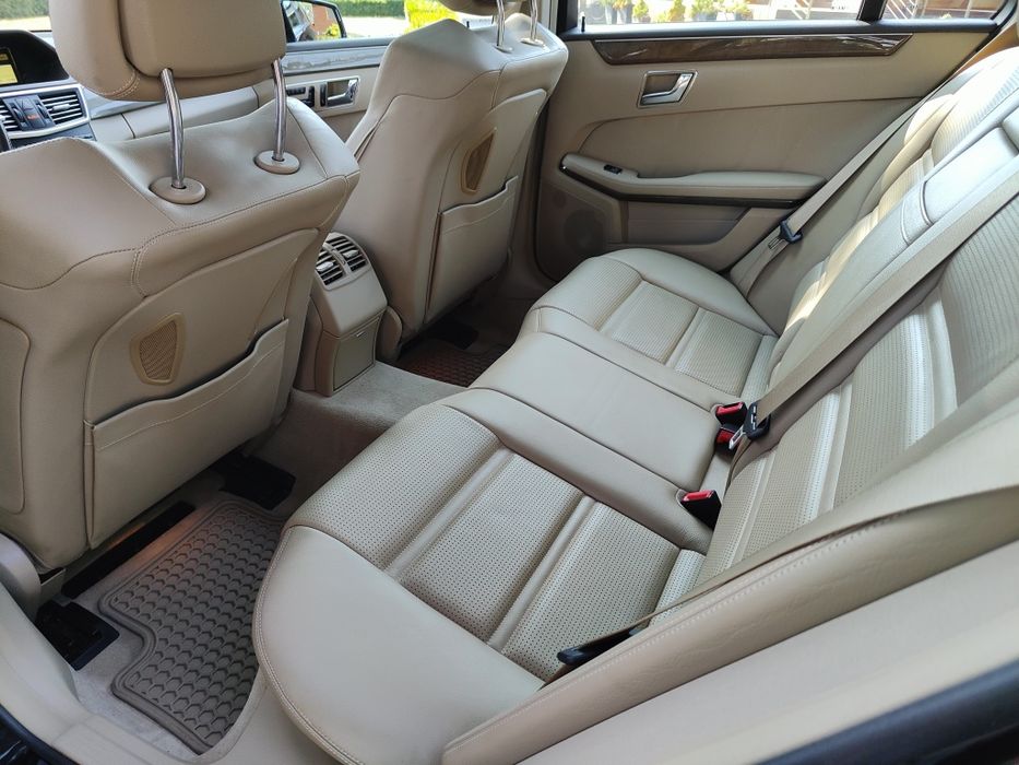 Mercedes Benz W212 E63 AMG    ZAMIANA