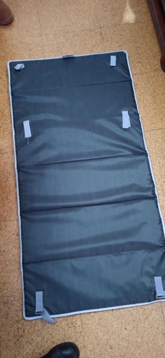 cama / parque de bebé