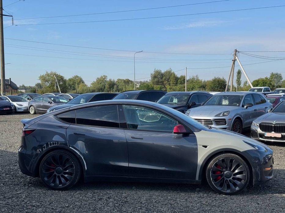 Tesla Model Y PERFORMANCE 2022
