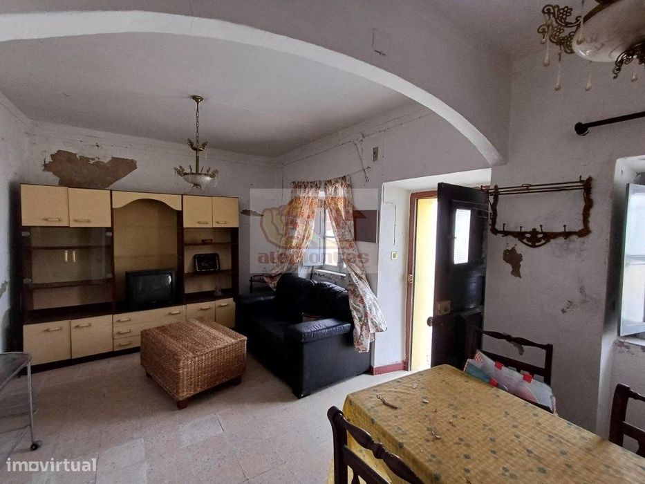 Casa para recuperar - 5 minutos a pé do centro de Alcácer do Sal