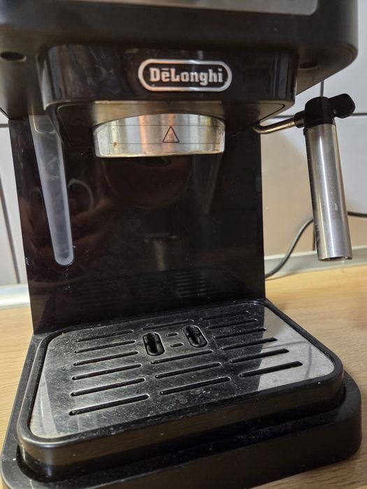 Ekspres korbowy delonghi