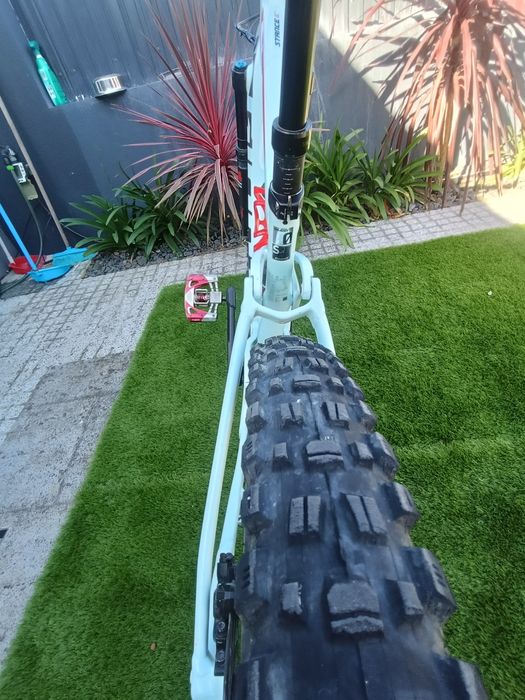 Giant Stance E+ 0 27,5 Tamanho S