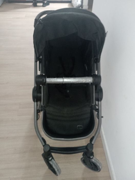 Carrinho de passeio444711363790120961