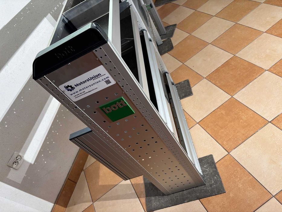 Bott Zabudowa Szafka Serwisowa Warsztatowa Regał Expert Vivaro Proace