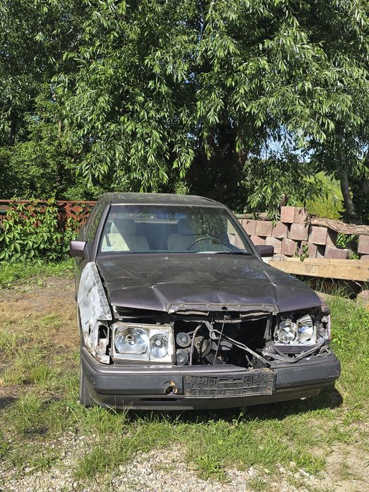 Mercedes 124 na części