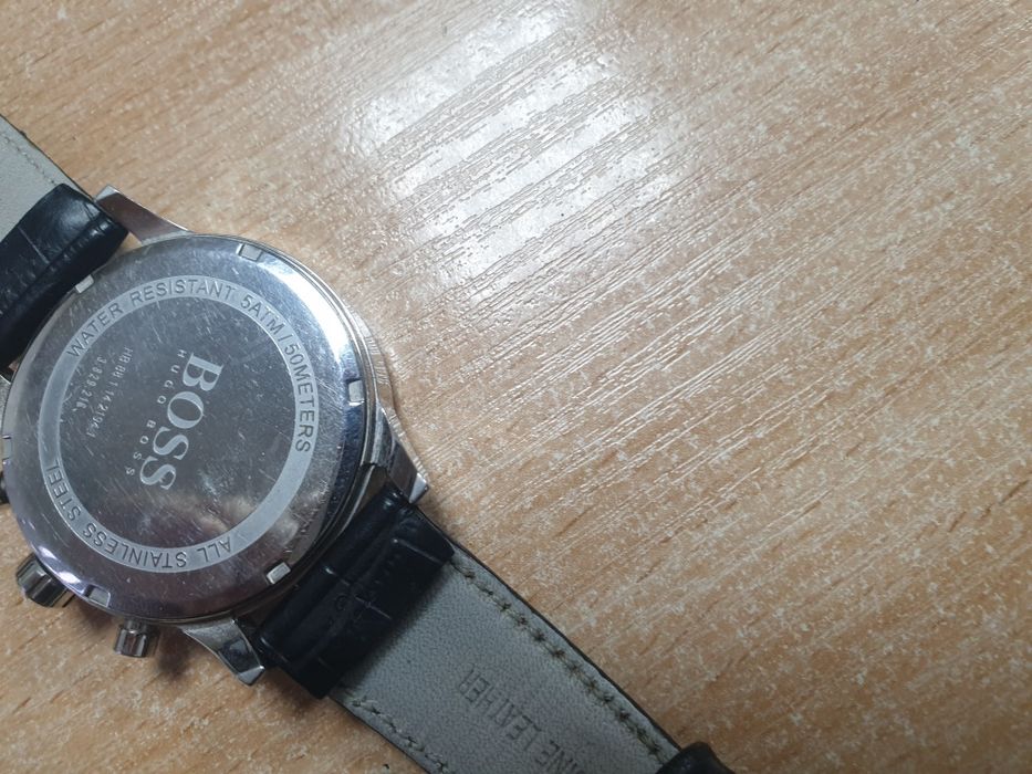 Наручний годинник