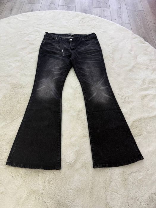 Джинсы flared fit