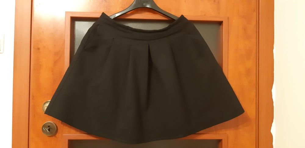 Spódnica mini czarna,Stradivarius,rozmiar36