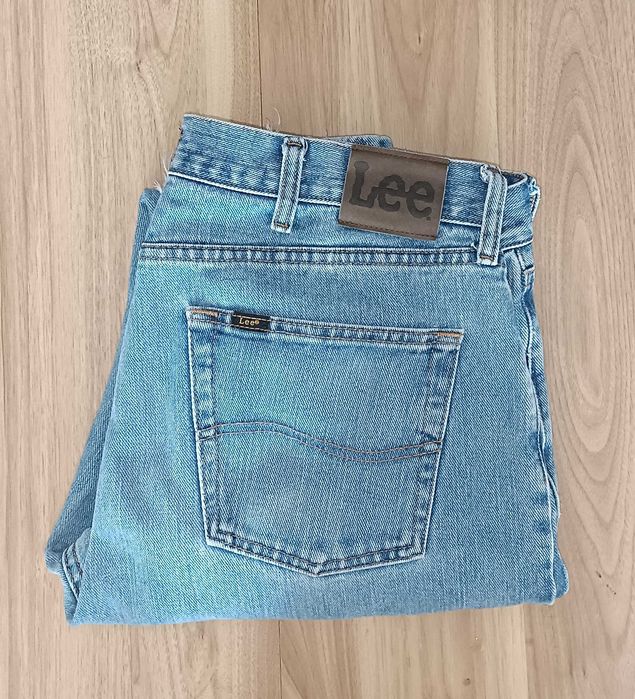 Spodnie jeansowe klasyczne W36/L32 (L/XL) Lee