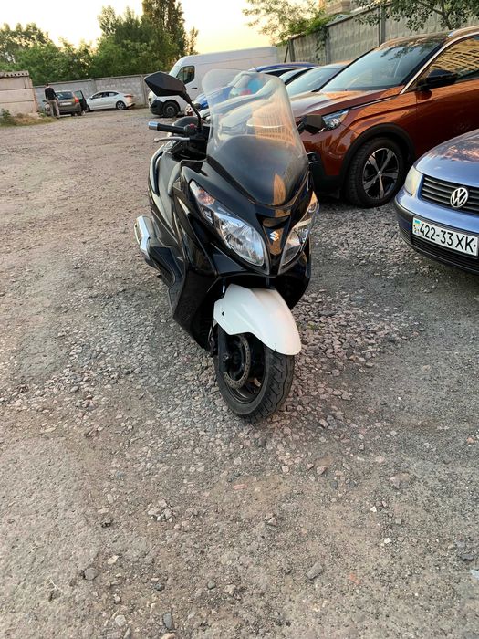 Продам свій Макси-скутер Suzuki SkyWave 400 пробіг 28 т.км!