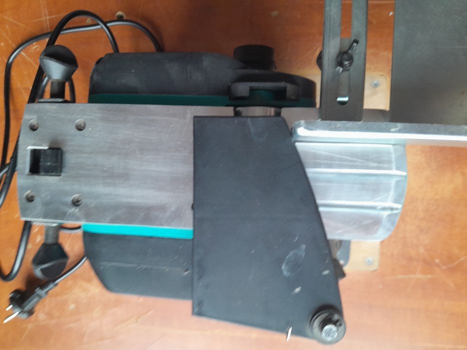 Інструмент. Рубанок, лобзиковий верстат