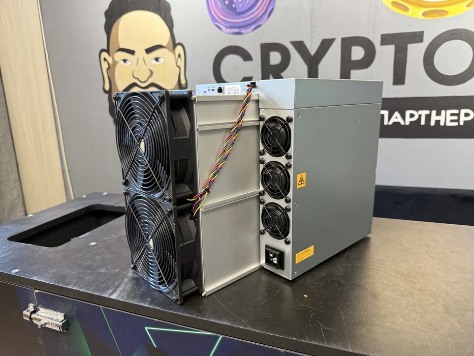 ANTMINER S21 Pro+ 220Th - Нове покоління